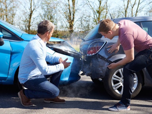 Помощь автоюриста